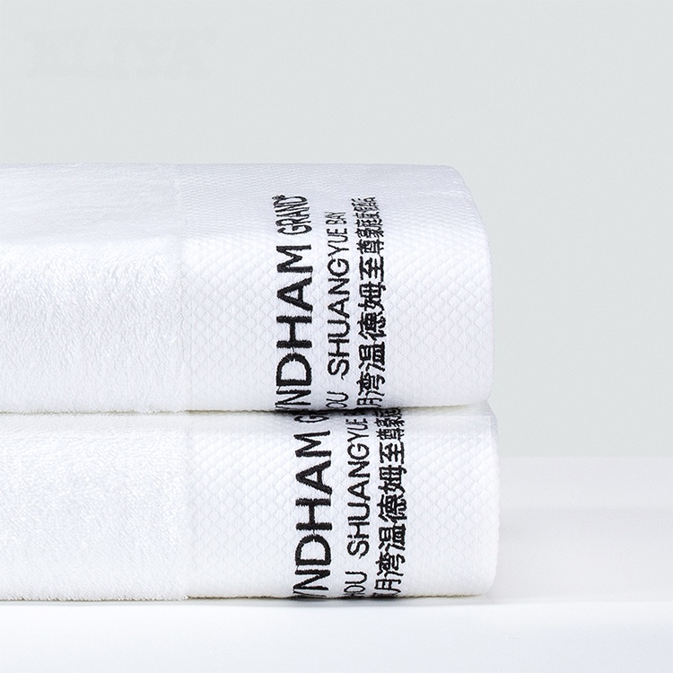 Customized Cotton Five Star Hotel Dobby Border Bath Towel Embroidered Blue Logo