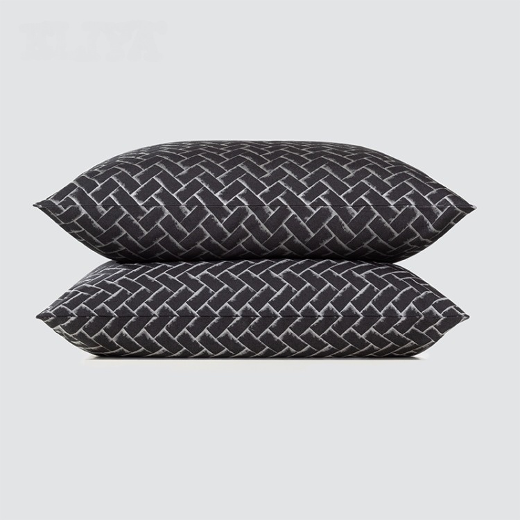 Decoration Cushion 5 Star Hotel Bed Runners And Cushions For Hotels