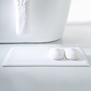 Customized Jacquard Logo Hospitality Bath Mats With High Quality