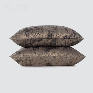 Cotton And Polycotton White Drawings To Embroider Cushions